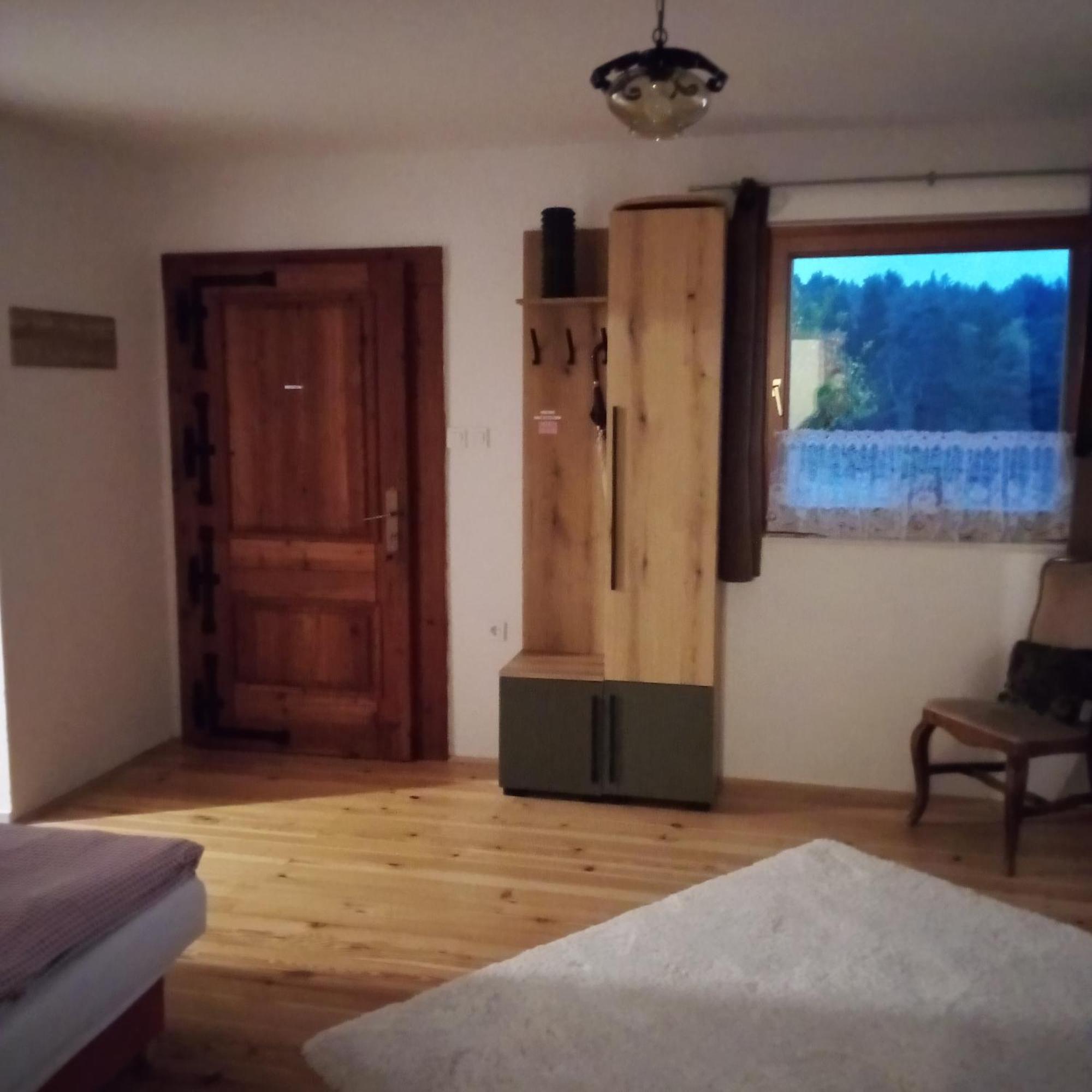 Apartmaji Borstner Vransko Esterno foto